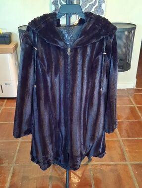 Iman Reversible Women's Faux Fur Hooded Coat - Black